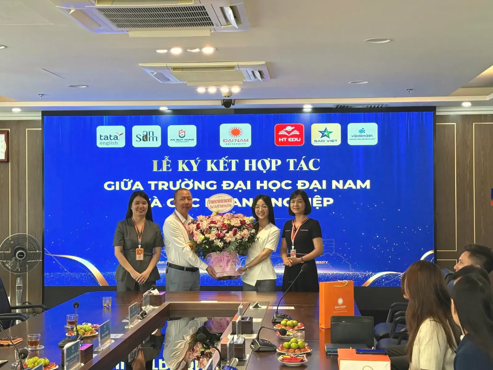Sự kiện Sao Việt